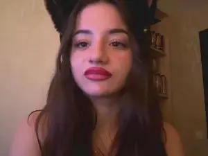 IlonaWohld  live sex cam
