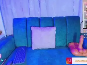 Julieth_Rossii  live sex cam