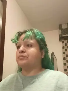 Syrenlasirena  live sex cam
