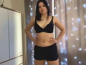 LizbethMcward  live sex cam