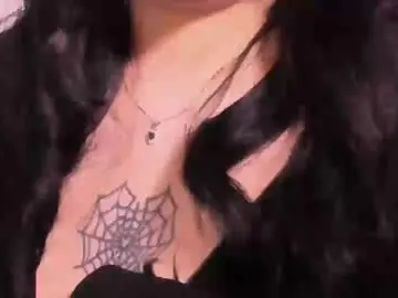 Valennsmith  live sex cam