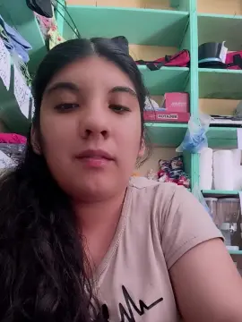Luli225hot  live sex cam