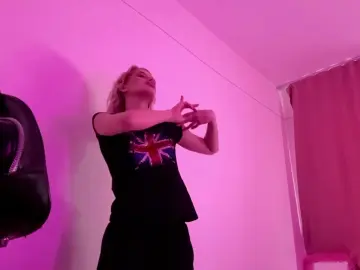 MardellCompo  live sex cam