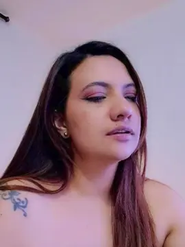 Star_rose18  live sex cam
