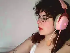 Owly_bloom  live sex cam