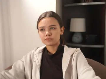 HanhGambee  live sex cam