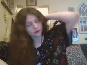 QueenCrimson  live sex cam