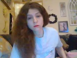 QueenCrimson  live sex cam