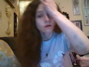 QueenCrimson  live sex cam