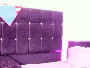 Renatawilsom  live sex cam