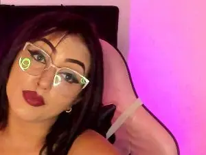 Renatawilsom  live sex cam