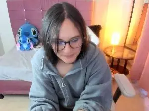 Wandaa_sg  live sex cam