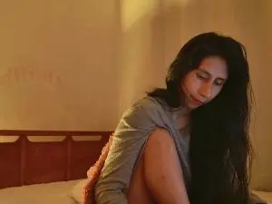 Moonl3  live sex cam