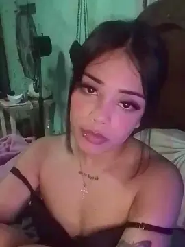 Sasha2432  live sex cam