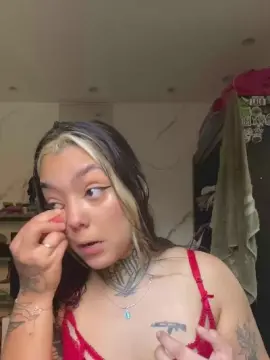 Mystica  live sex cam