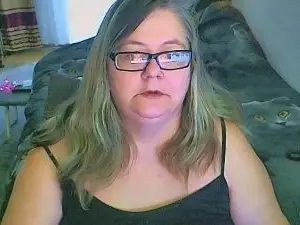 Tvikssweetco  live sex cam