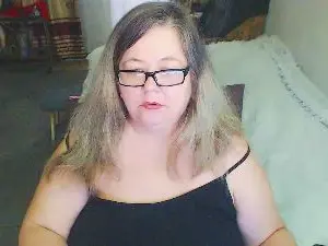 Tvikssweetco  live sex cam