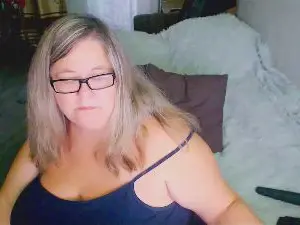 Tvikssweetco  live sex cam