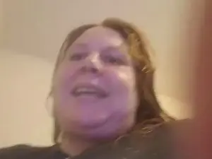 Shyredhead26  live sex cam