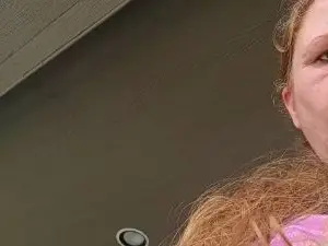Shyredhead26  live sex cam