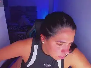 Karlathompson1  live sex cam