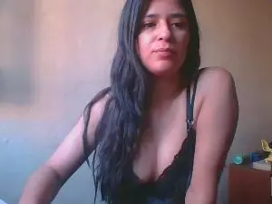 Ghibligirl2  live sex cam