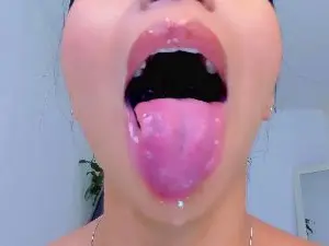 Sophierooy2  live sex cam