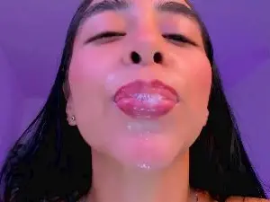 Sophierooy2  live sex cam