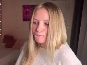 BlazingBlonde  live sex cam