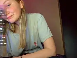 EleaseRaine  live sex cam