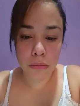 Ayee18  live sex cam