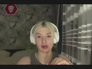 GlynisFunk  live sex cam