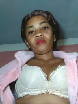 Amirah4  live sex cam