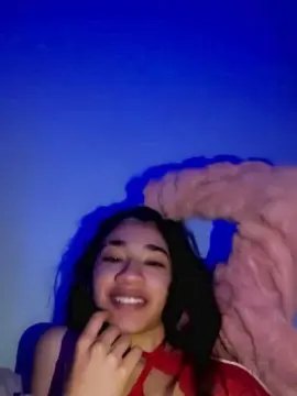 Diva81  live sex cam
