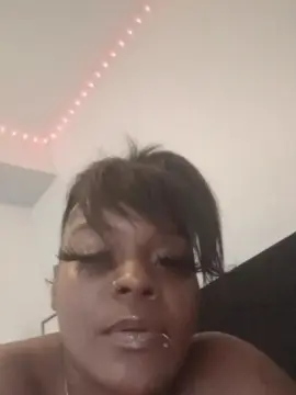 Bootylishes  live sex cam
