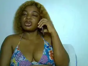 PwetyGoddess  live sex cam