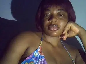 PwetyGoddess  live sex cam
