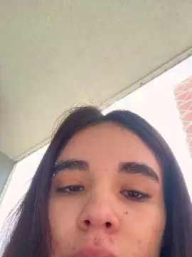 Tuhoefavorita  live sex cam