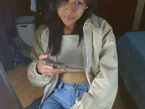 Chicajoss  live sex cam