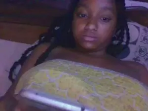 Dorisse1  live sex cam