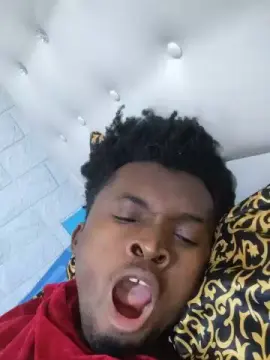 Viola84  live sex cam