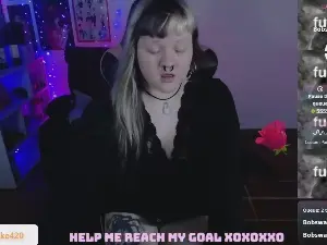 LolSmoke420  live sex cam