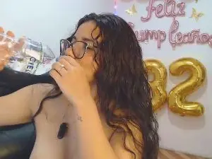 Vanyxxxxx  live sex cam