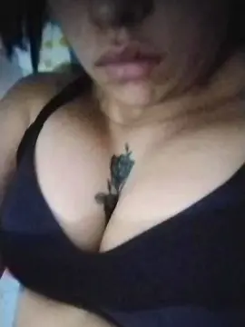 Flor622  live sex cam