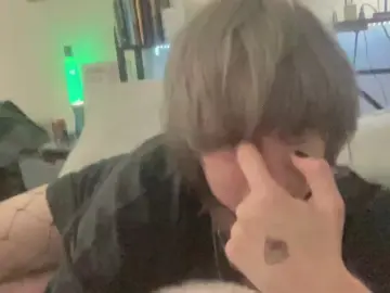 Tiswhatitis  live sex cam