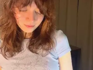 ElviaLarabel  live sex cam