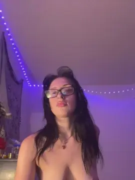 Vivistalks  live sex cam