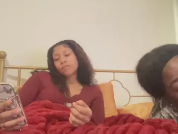Yofavfantasy  live sex cam