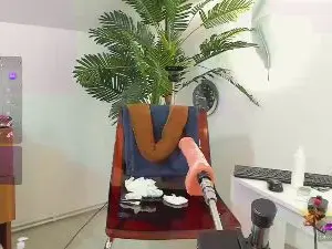 Karlahartlley  live sex cam
