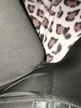 Nunzia6  live sex cam